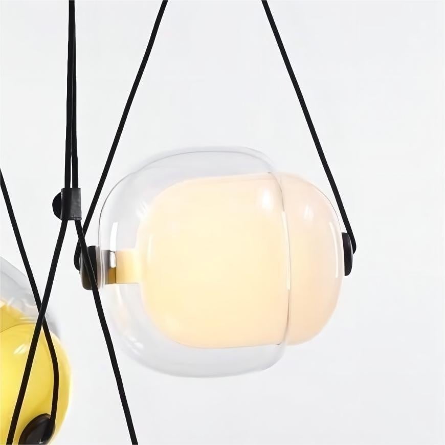 Capsula pendant lamp
