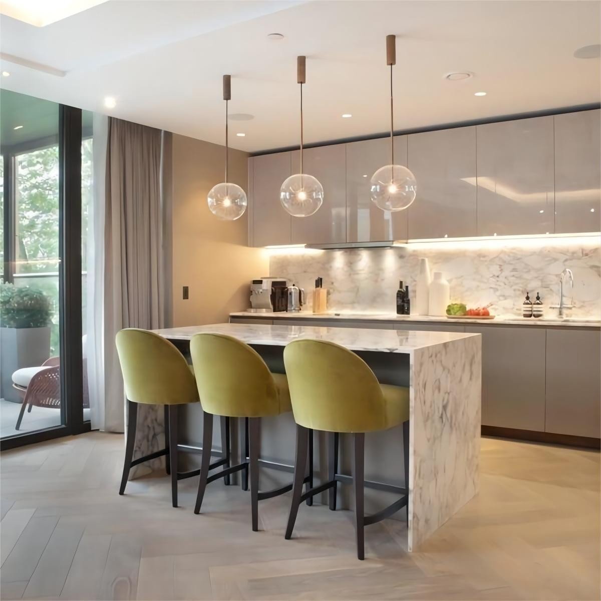 Bolle Sola Pendant Light