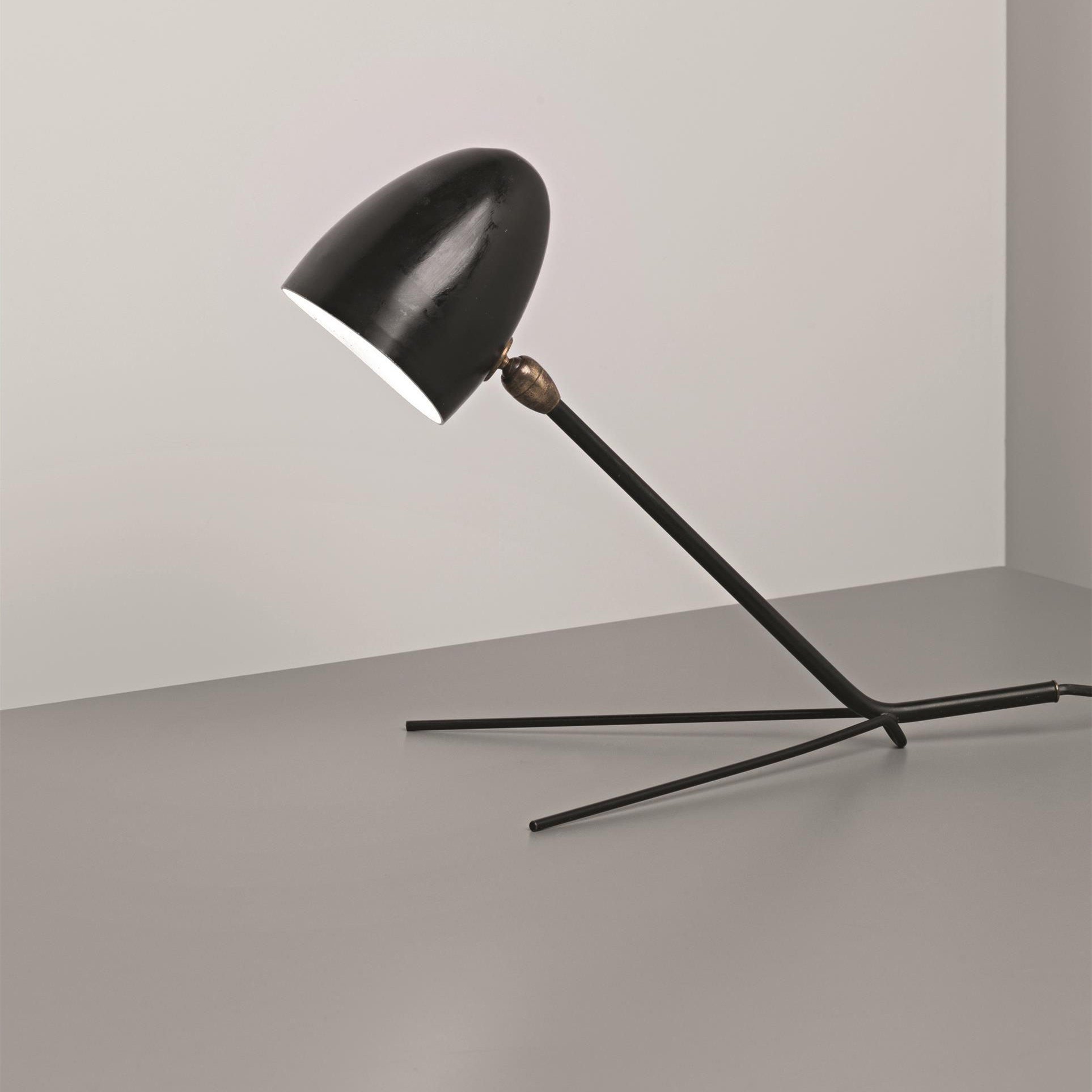 Cocotte Tripod Table Lamp