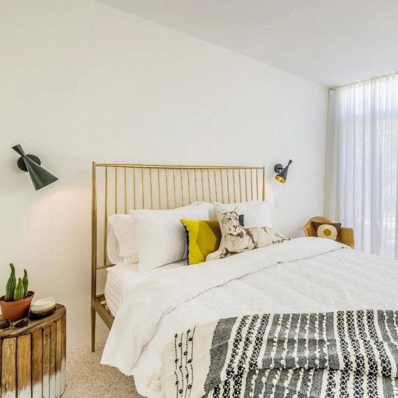 Beat Wall Lamp