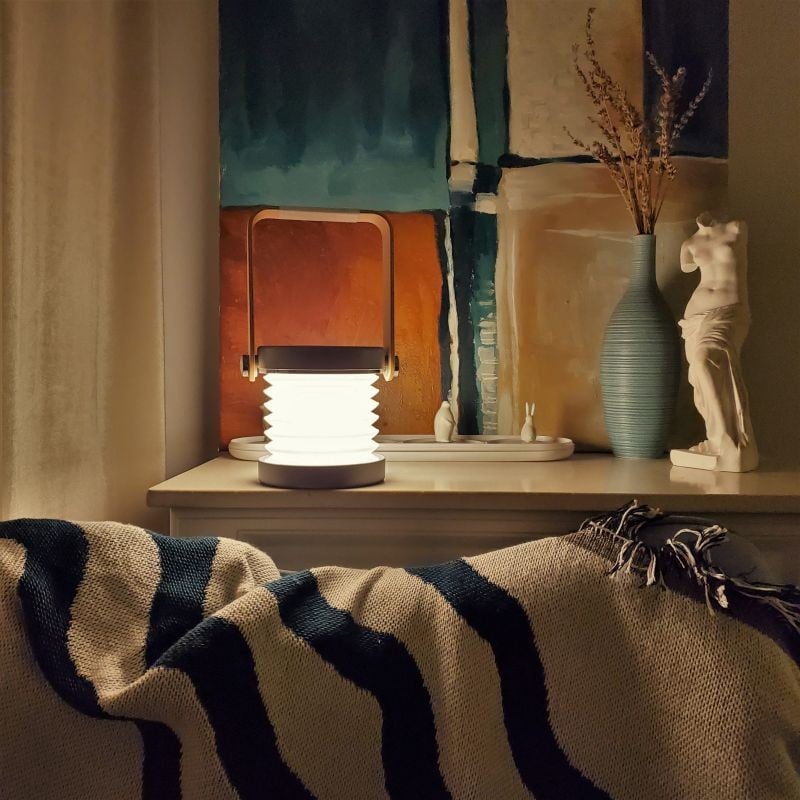 Portable Foldable Hand Lamp