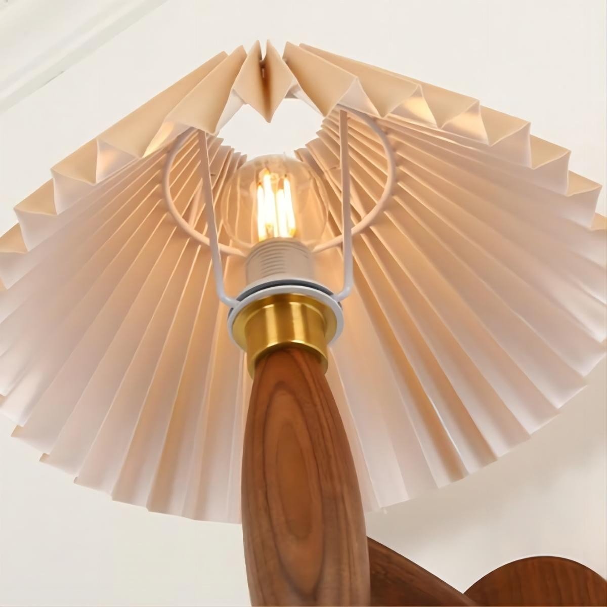 Wooden Wall Lamp