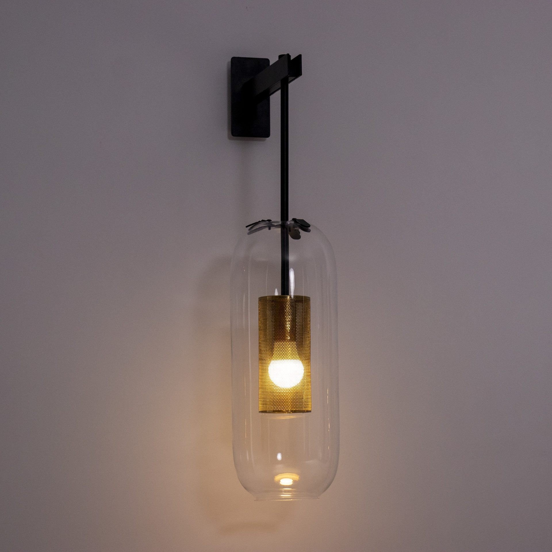 Vadim Wall Lamp