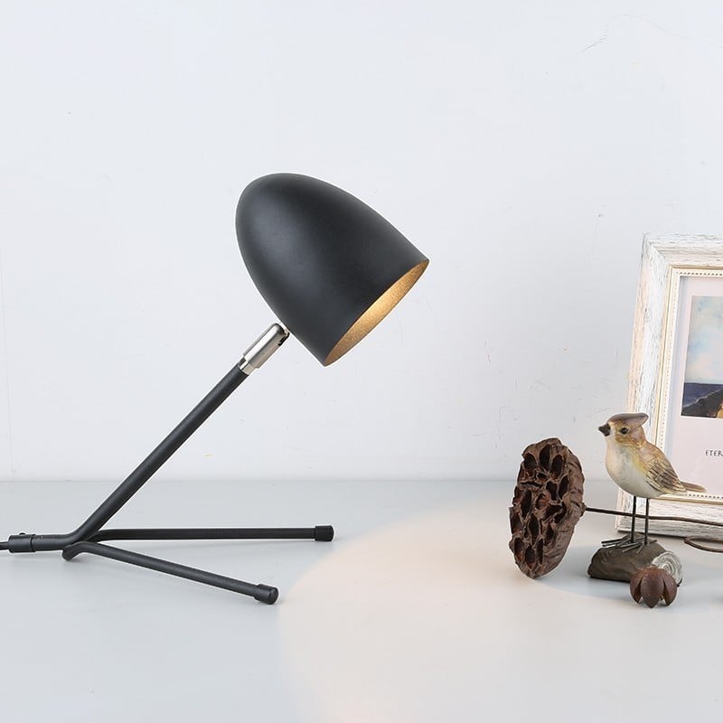 Cocotte Tripod Table Lamp