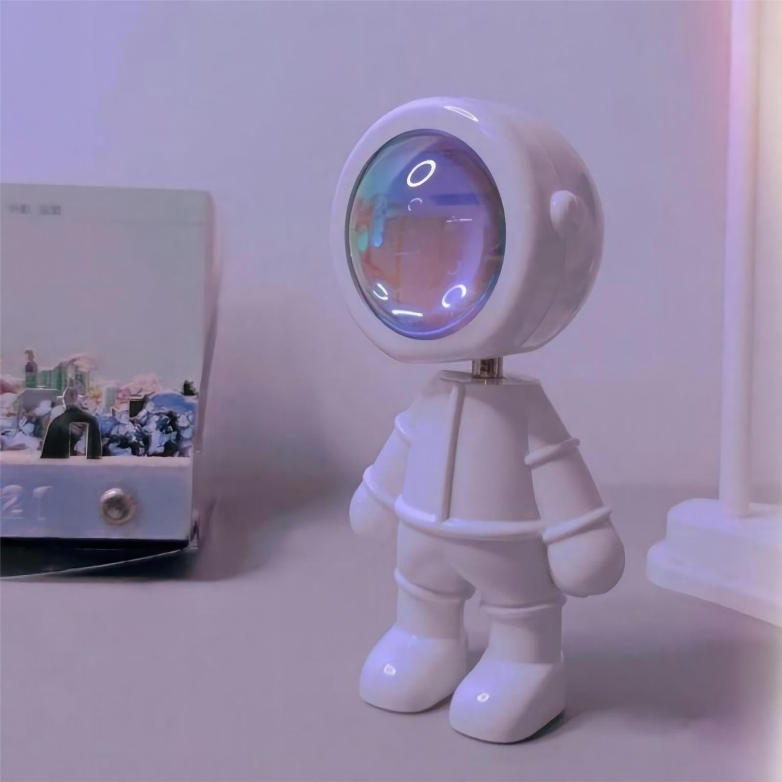 Astronaut Sunset Table lamp
