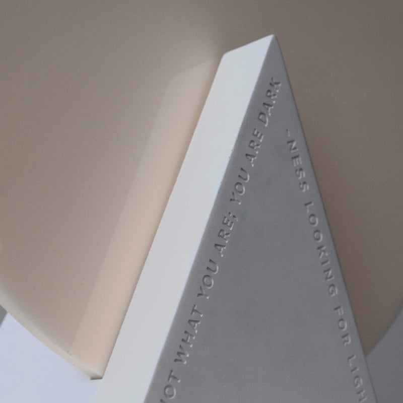 Elio Sunset Round Table Lamp