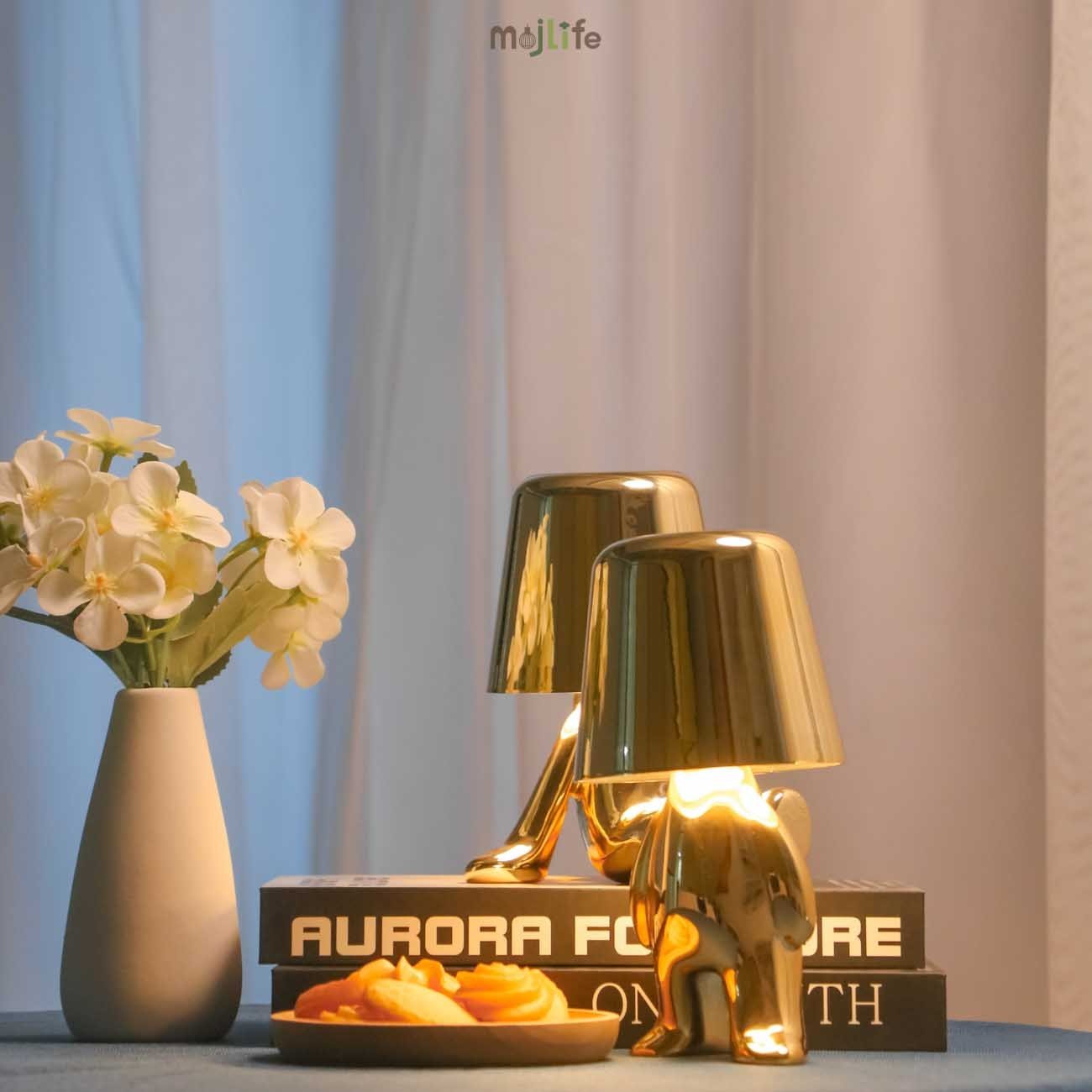 Golden Thinker LED Rechargeable Touch Night Lamp
