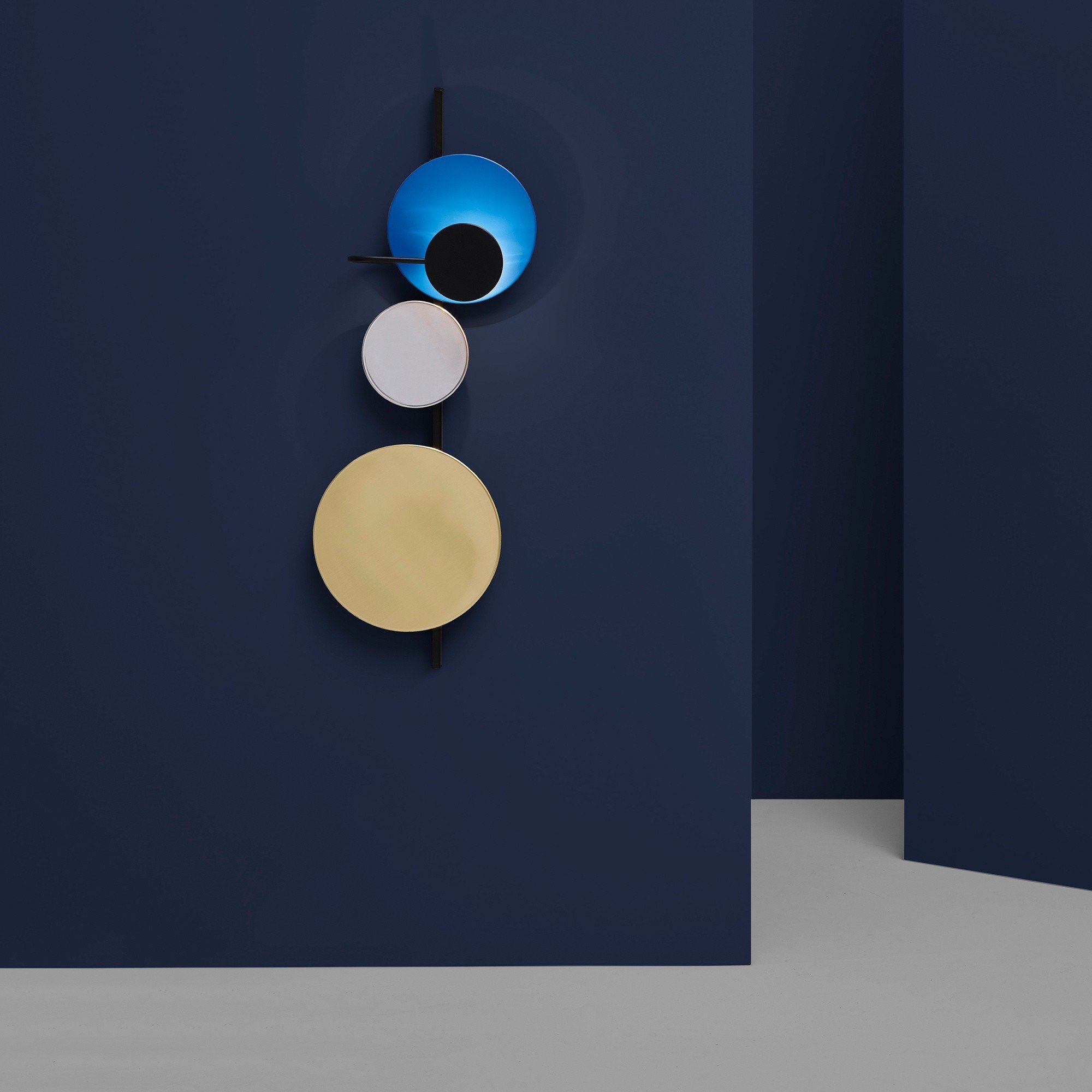 Planet Wall Lamp