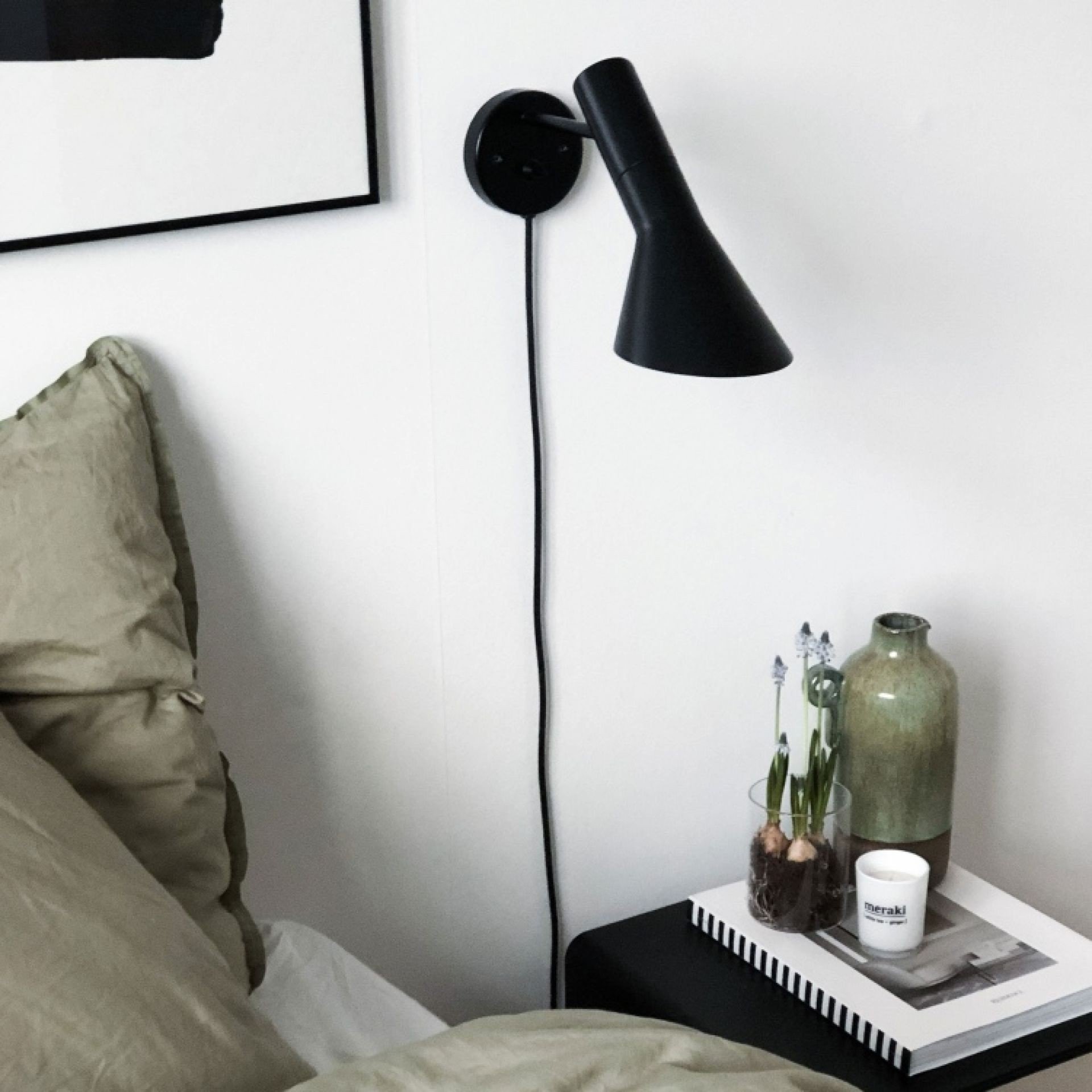 Classic Asymmetrical Metal Wall Lamp