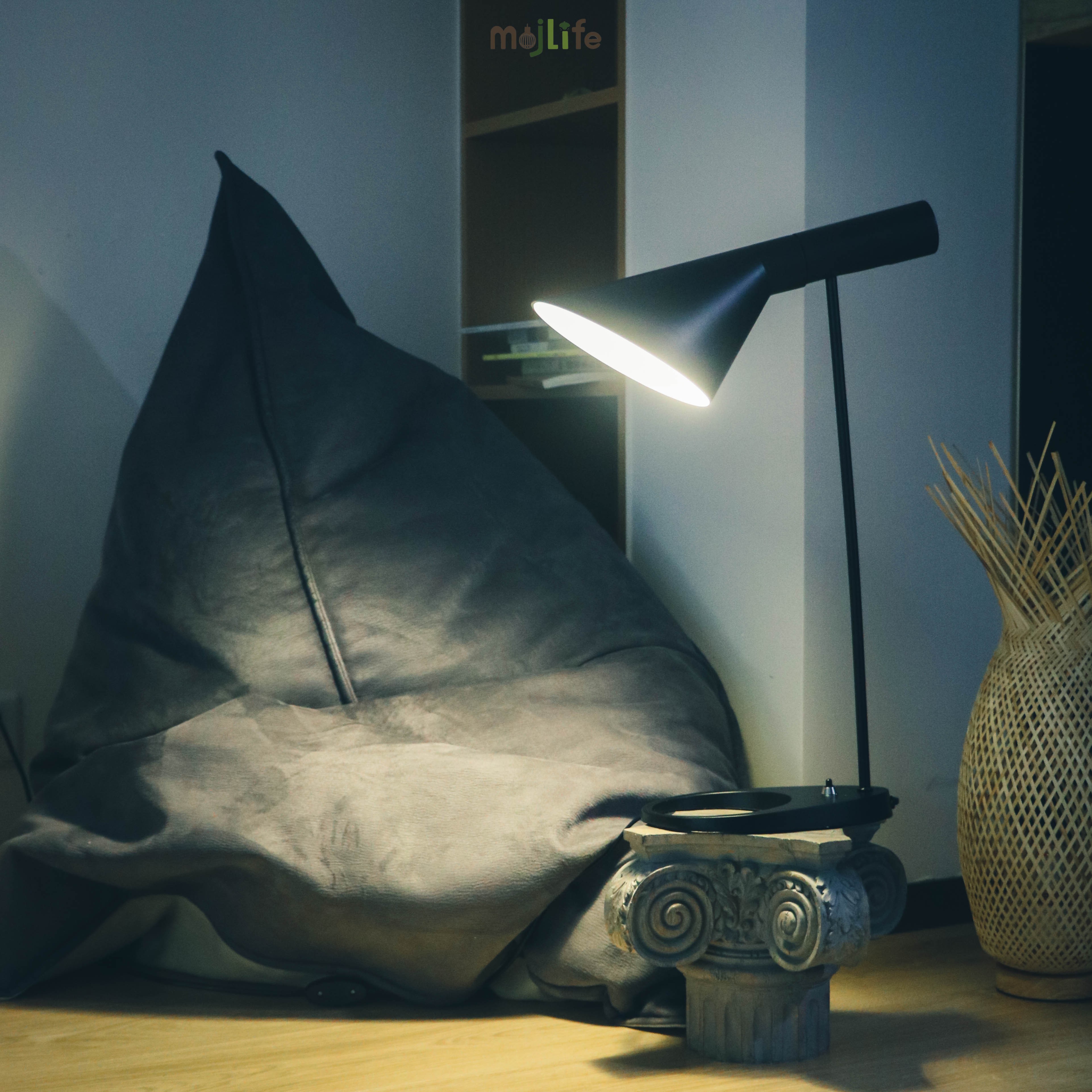 Classic Directional Asymmetrical Metal Table Lamp