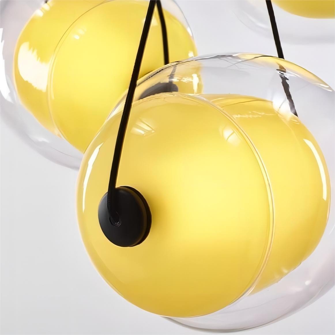Capsula pendant lamp
