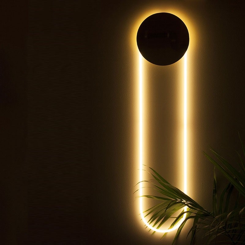 RA Wall Lamp