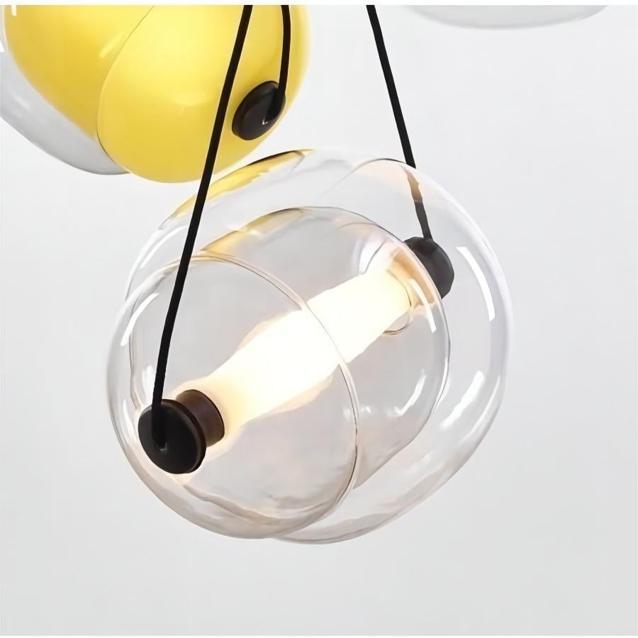 Capsula pendant lamp