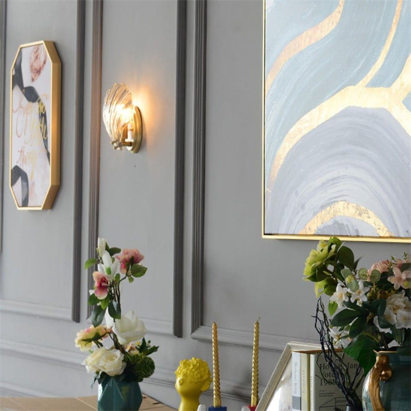 Shell Wall Light