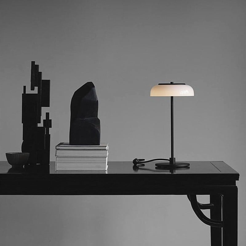 Blossi Table Lamp