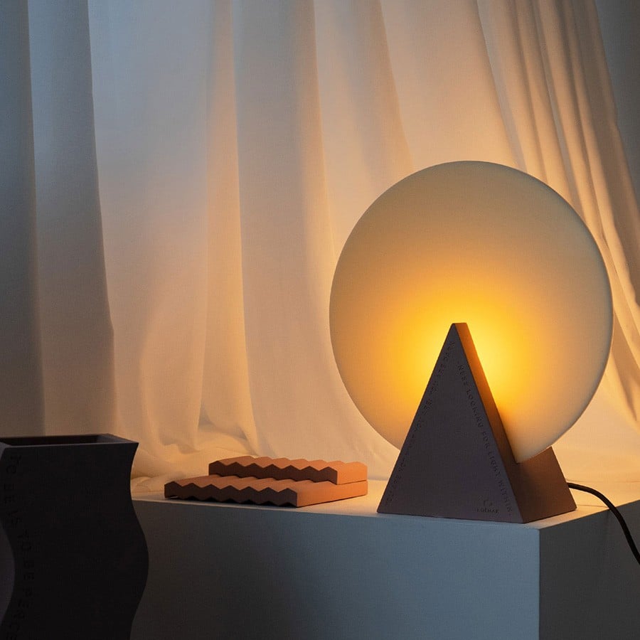 Elio Sunset Round Table Lamp