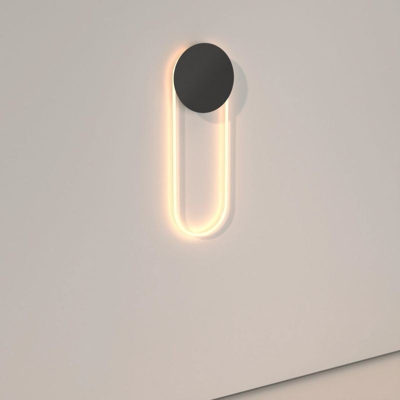 RA Wall Lamp