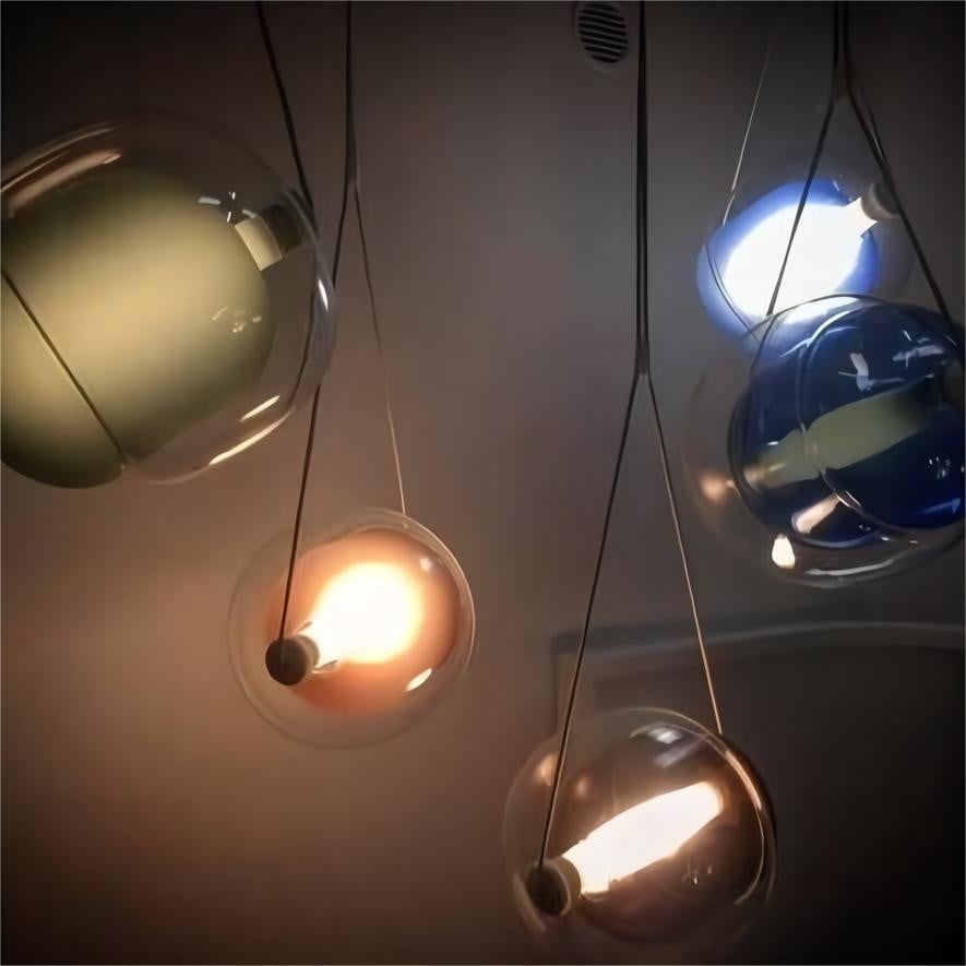 Capsula pendant lamp