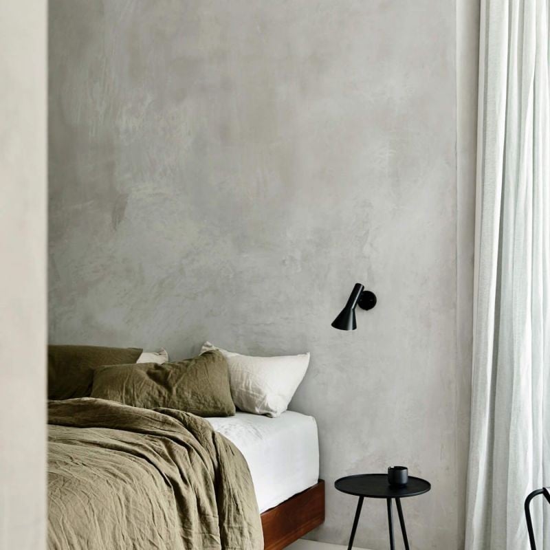 Classic Asymmetrical Metal Wall Lamp