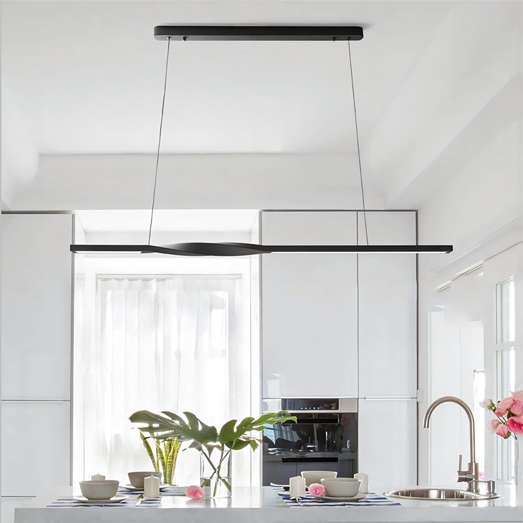 HELSKI Twisted Slim Case Pendant Light