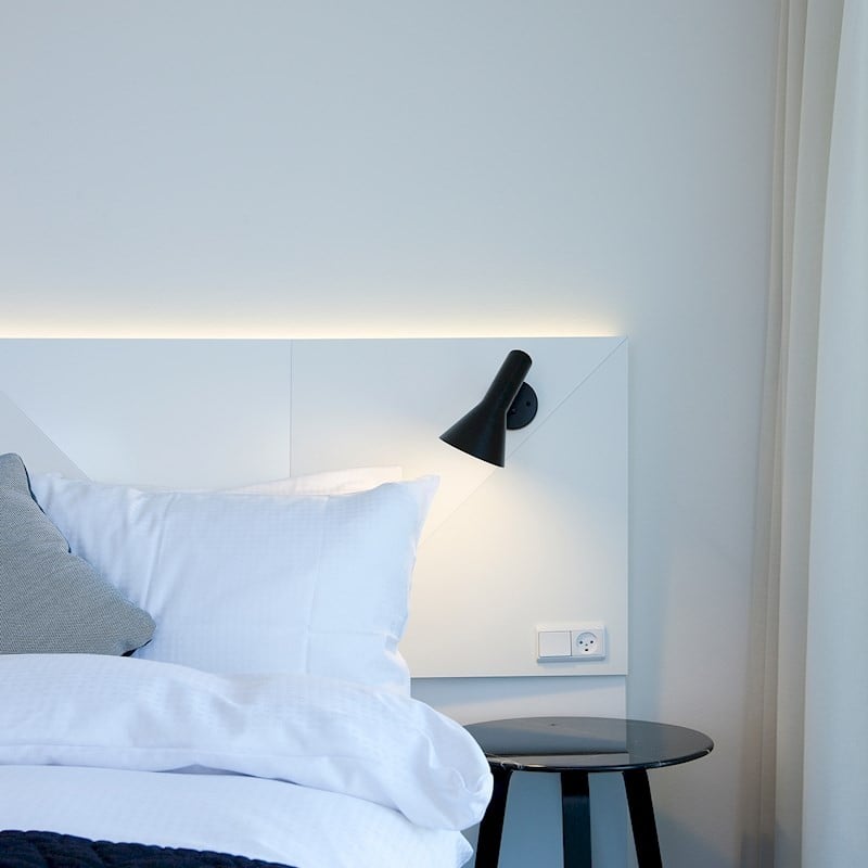 Classic Asymmetrical Metal Wall Lamp