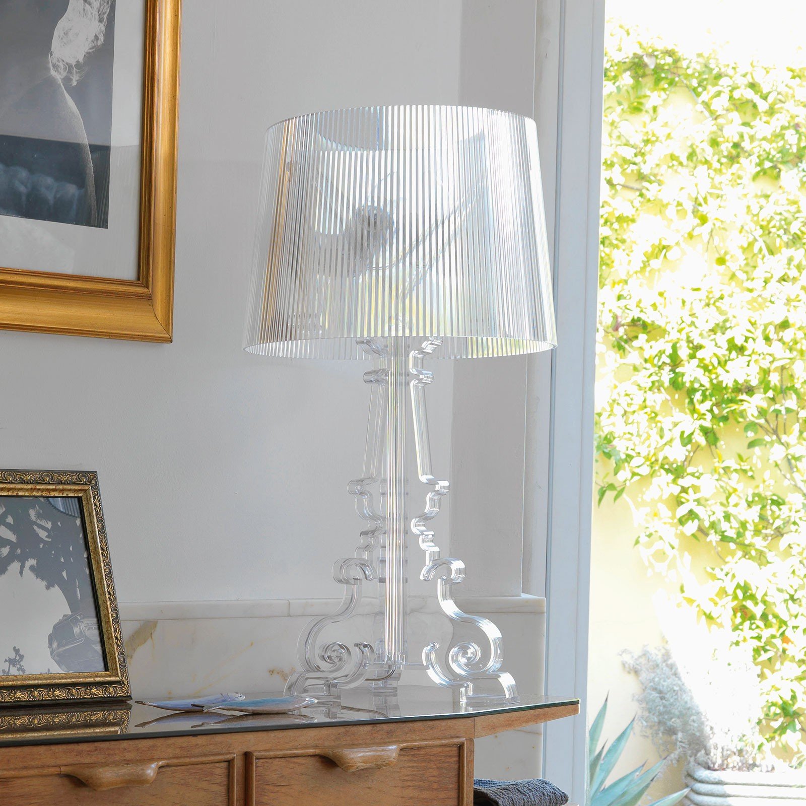 Bourgie Table Lamp
