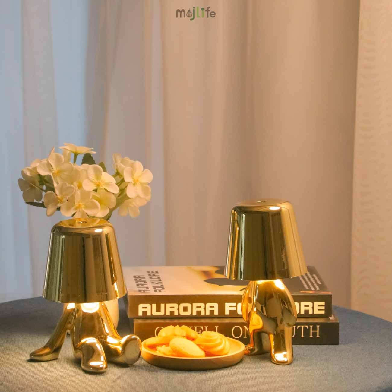 Golden Thinker LED Rechargeable Touch Night Lamp